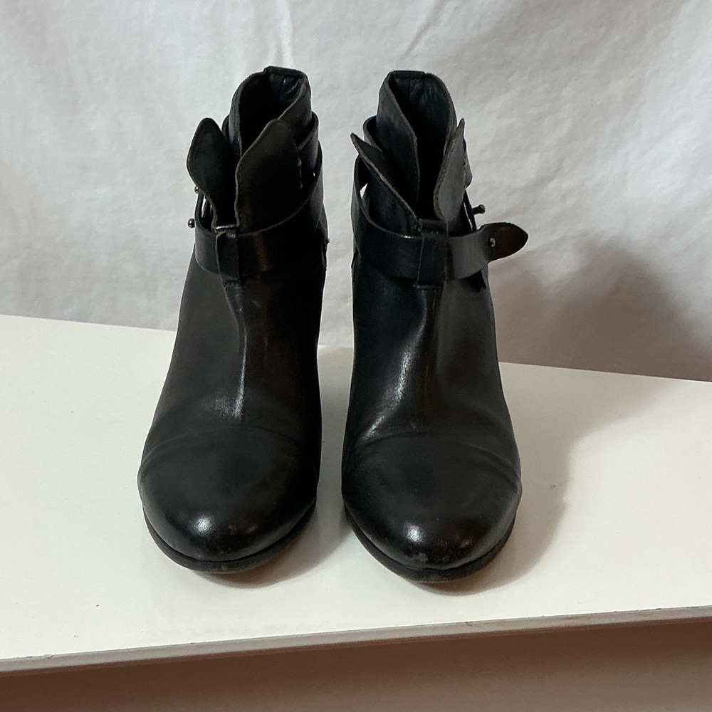 rag & bone Black Leather Ankle Booties